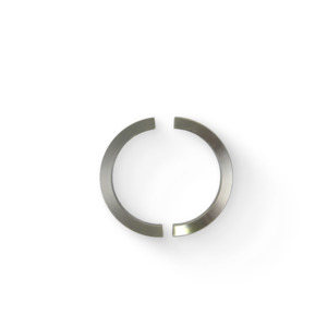 SPLIT THRUST RING
